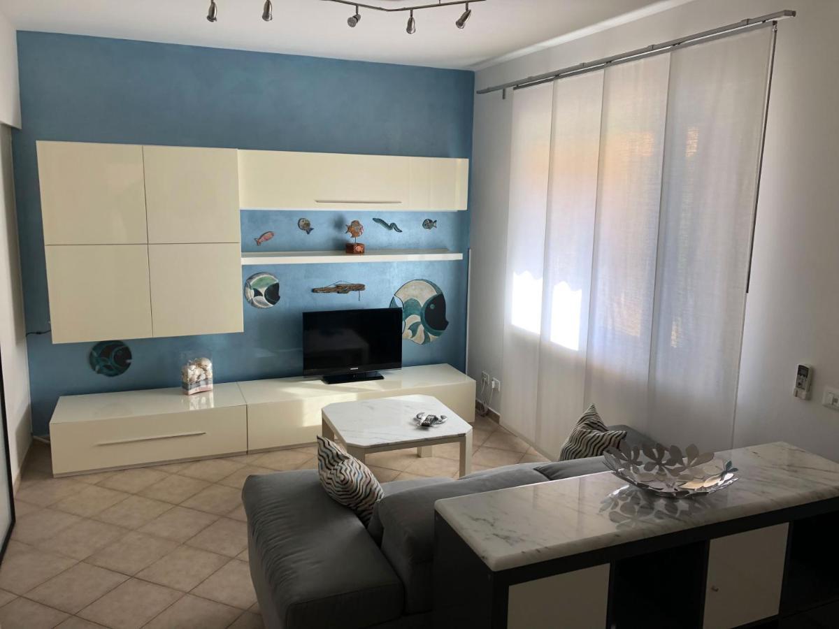 Casa Vacanze Sunflower Карара Екстериор снимка
