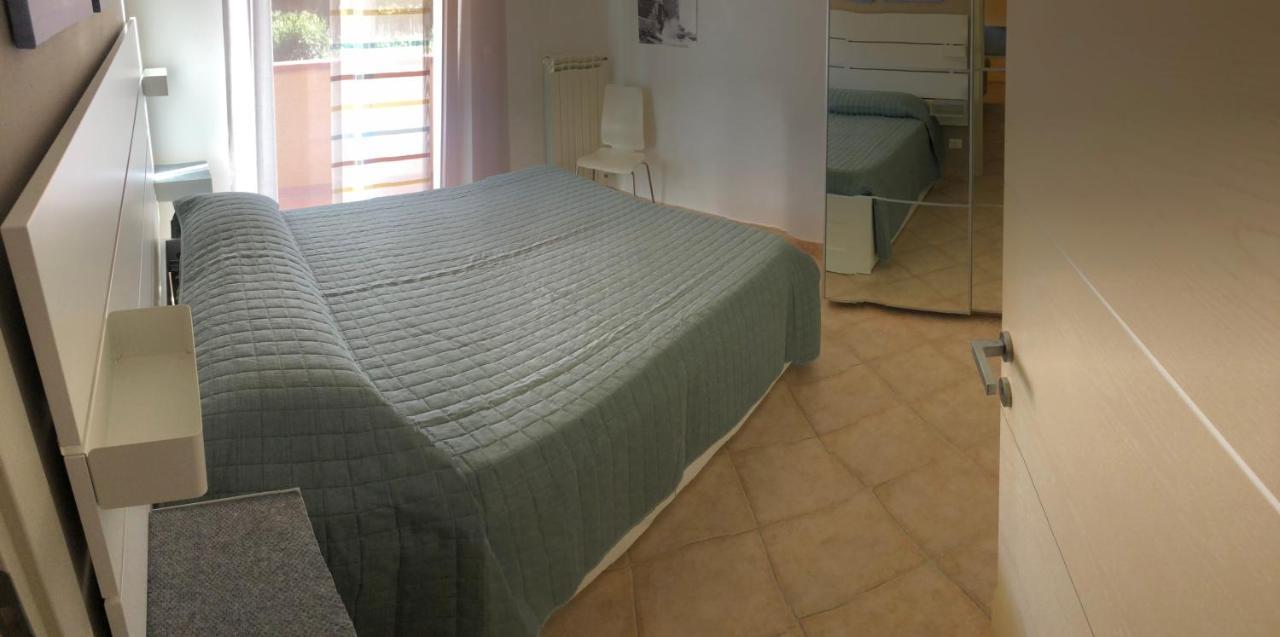 Casa Vacanze Sunflower Карара Екстериор снимка