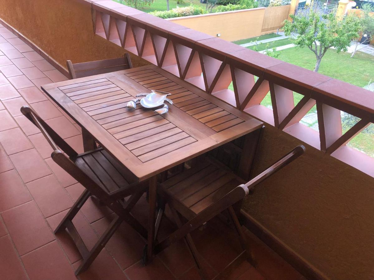 Casa Vacanze Sunflower Карара Екстериор снимка