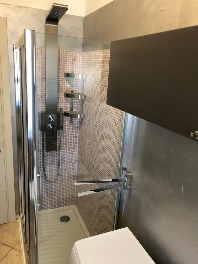 Casa Vacanze Sunflower Карара Екстериор снимка